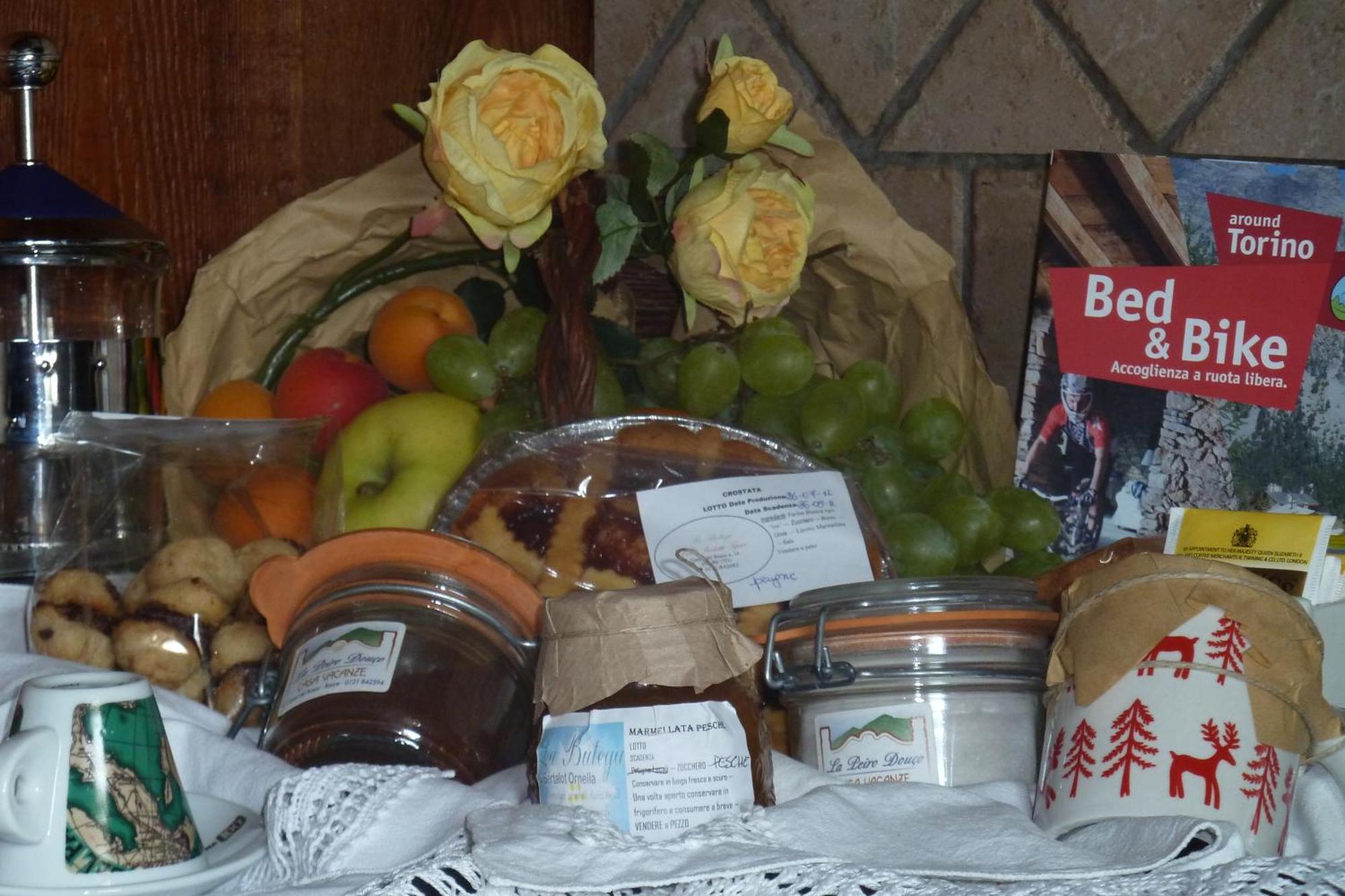 Pensjonat La Peiro Douco Roure Turin Zewnętrze zdjęcie